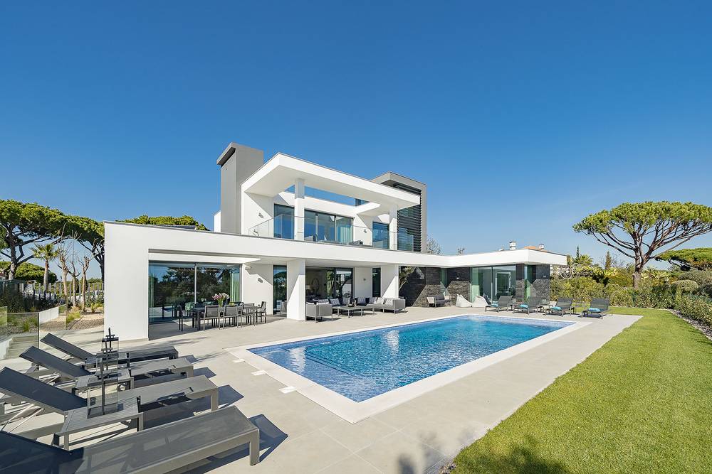 Villa Infinity