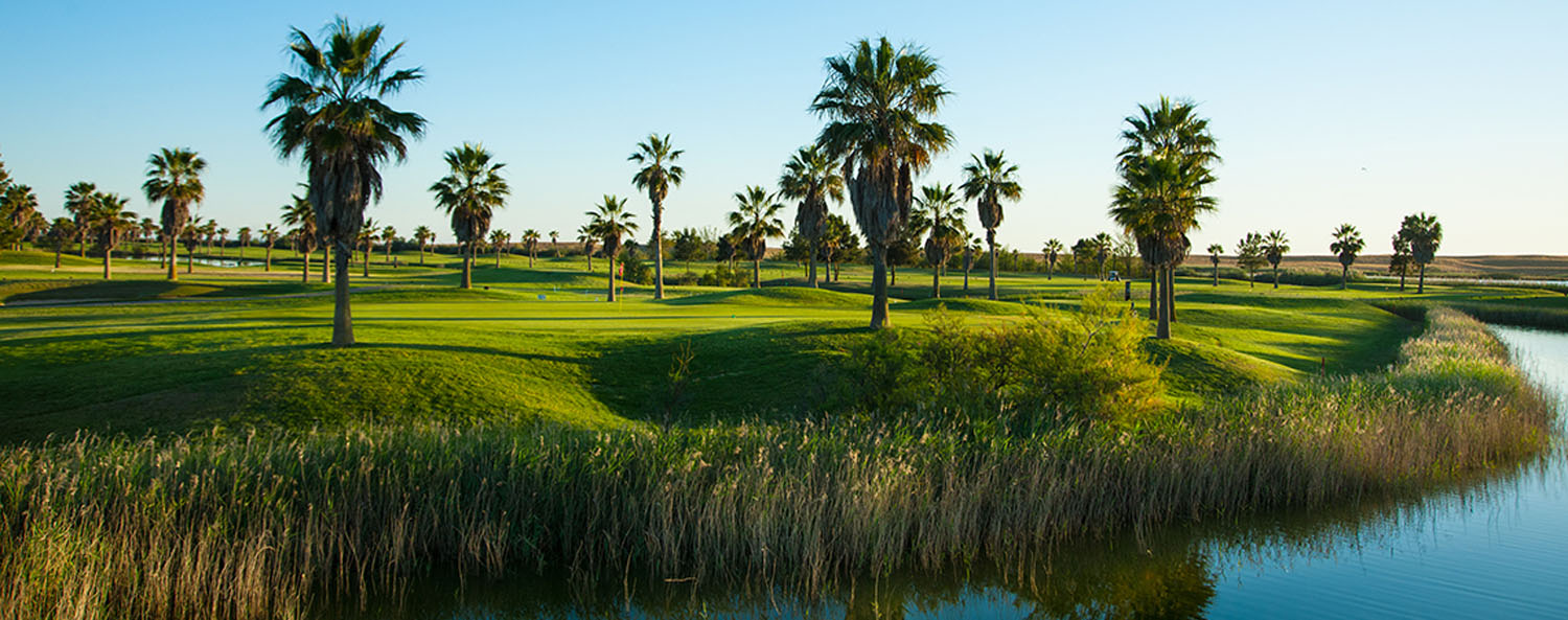 Nau Salgados Golf Course